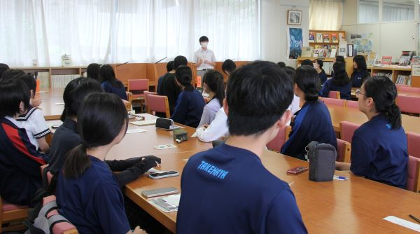 070714 ビブリオバトル (2).JPG
